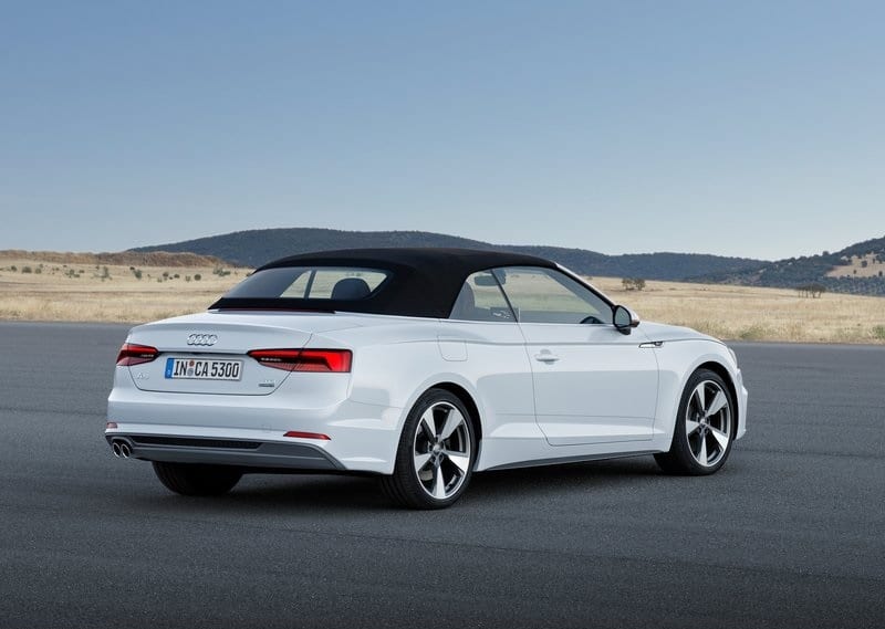 Audi A5 Cabriolet kokpit görünümü