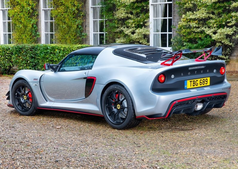 Lotus Exige Sport 380 yan ve ön görünümü