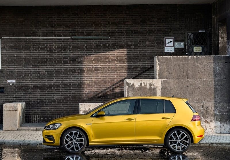 Volkswagen Golf VII makyajlı araç görseli