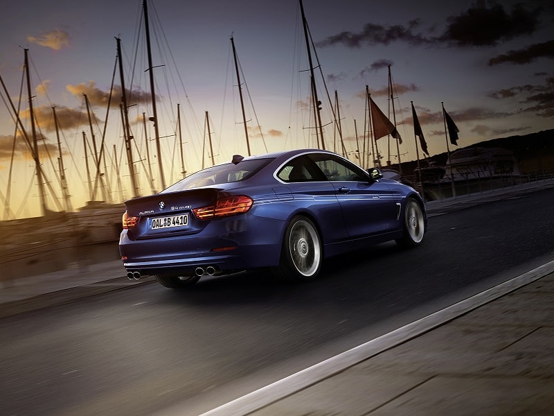 ALPINA B4 Bi-Turbo Coupé arka üç çeyrek sürüş görünümü