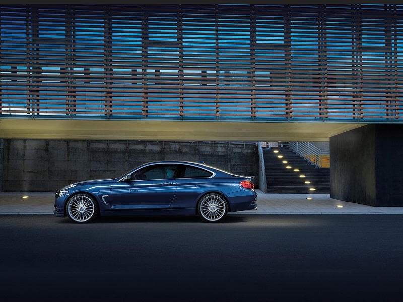 ALPINA B4 Bi-Turbo Coupé yan profil ve çok kollu jantlar