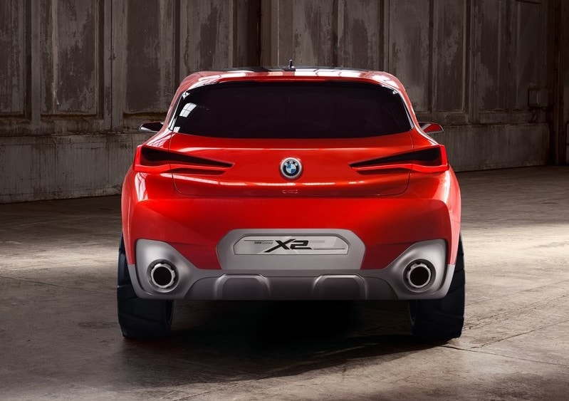 BMW X2 konsept C sütunu ve yan gövde görünümü