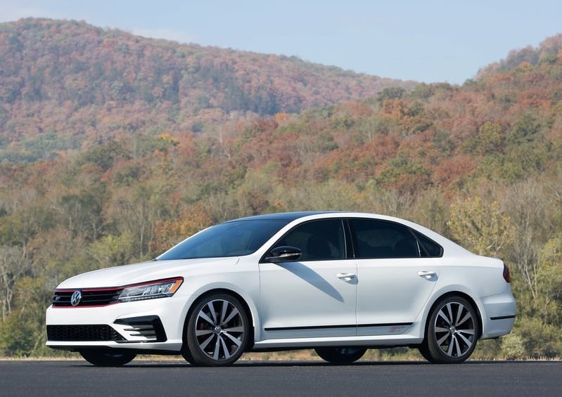 Passat GT konsepti yan profil ve 19 inç jantlar