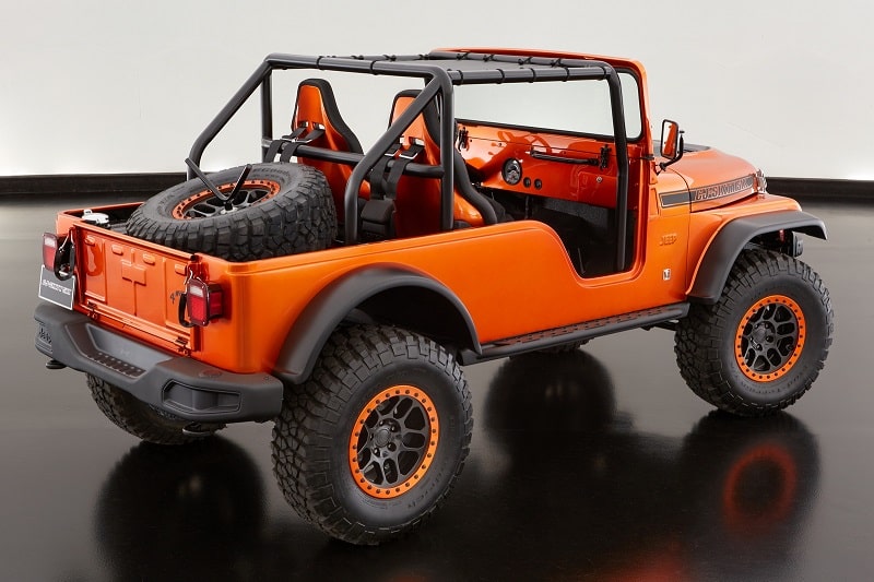 Jeep CJ66 konsepti yandan görünüm ve arazi donanımı