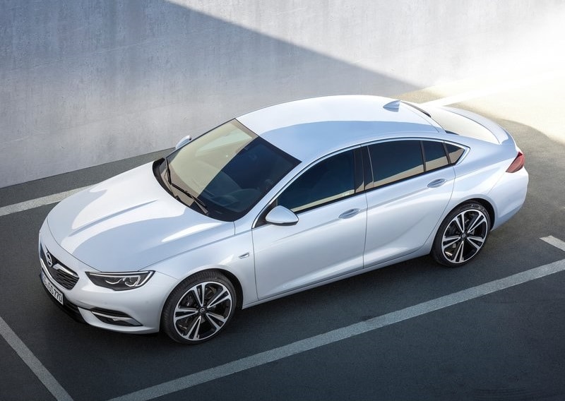 Opel Insignia Grand Sport arka görünüm