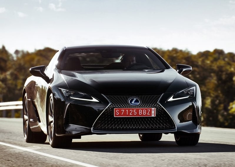 Lexus LC 500h ön tasarım