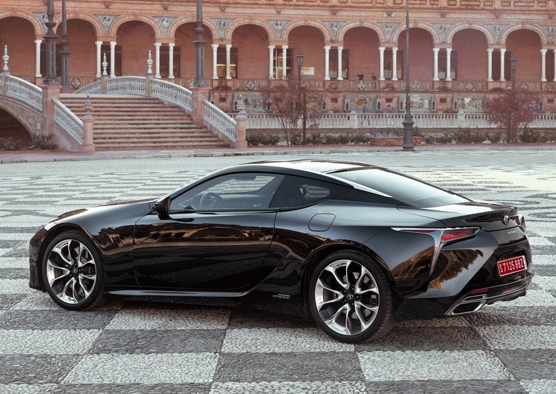Lexus LC 500h coupe gövde