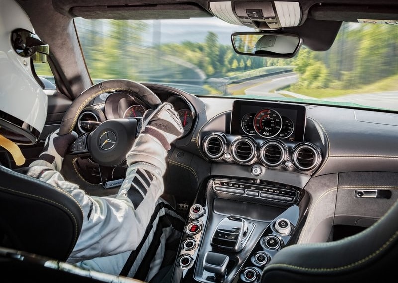 Mercedes-AMG GT R kabin görünümü