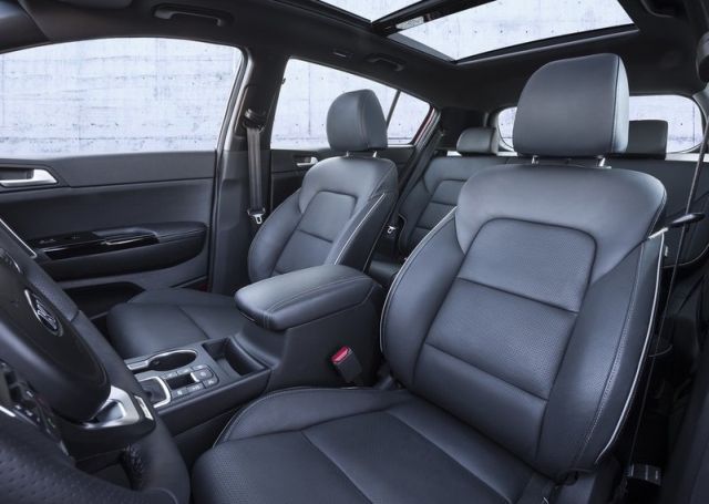 Kia Sportage kabin görünümü