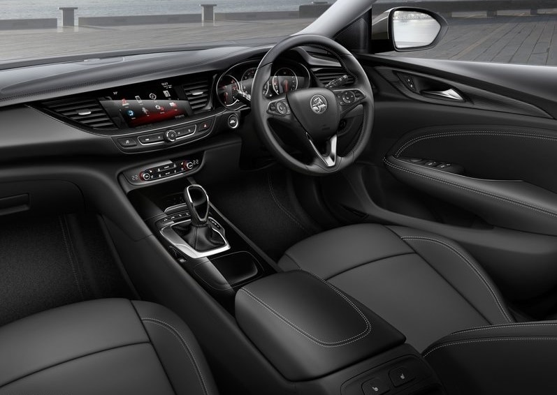 Holden Commodore ZB arşiv görünümü