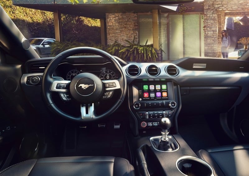 Ford Mustang GT fastback gövde çizgileri