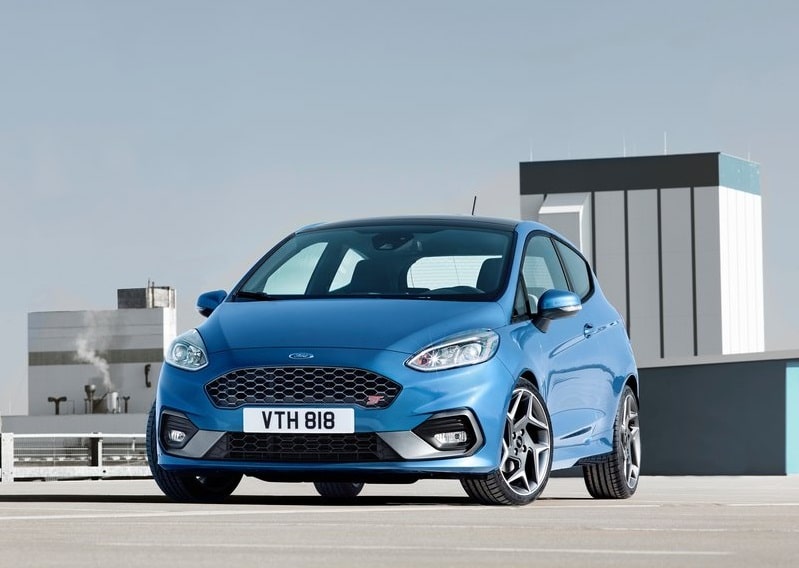 Fiesta ST ön üç çeyrek görünüm
