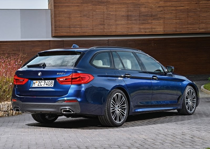 BMW 5 Series Touring dış görünüm