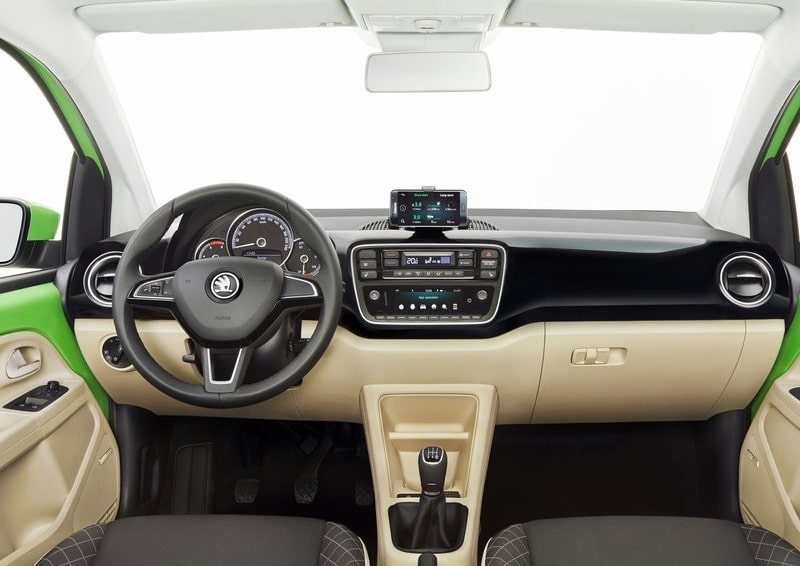 Citigo iç mekan ve ön konsol görünümü