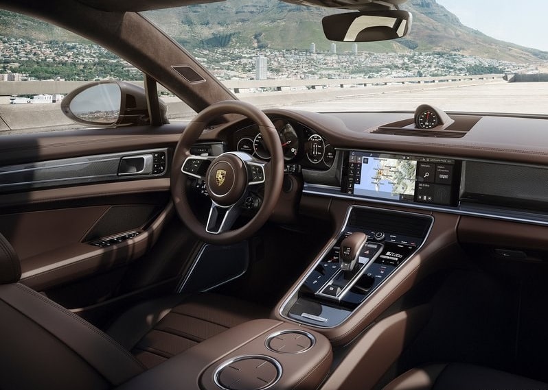 Panamera Sport Turismo iç mekan detayları