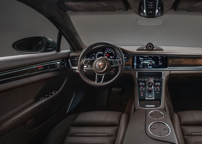 Panamera Sport Turismo kokpit