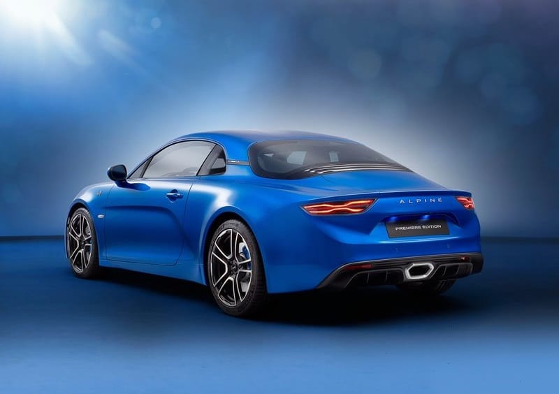 Alpine A110 ön ve yan gövde görünümü