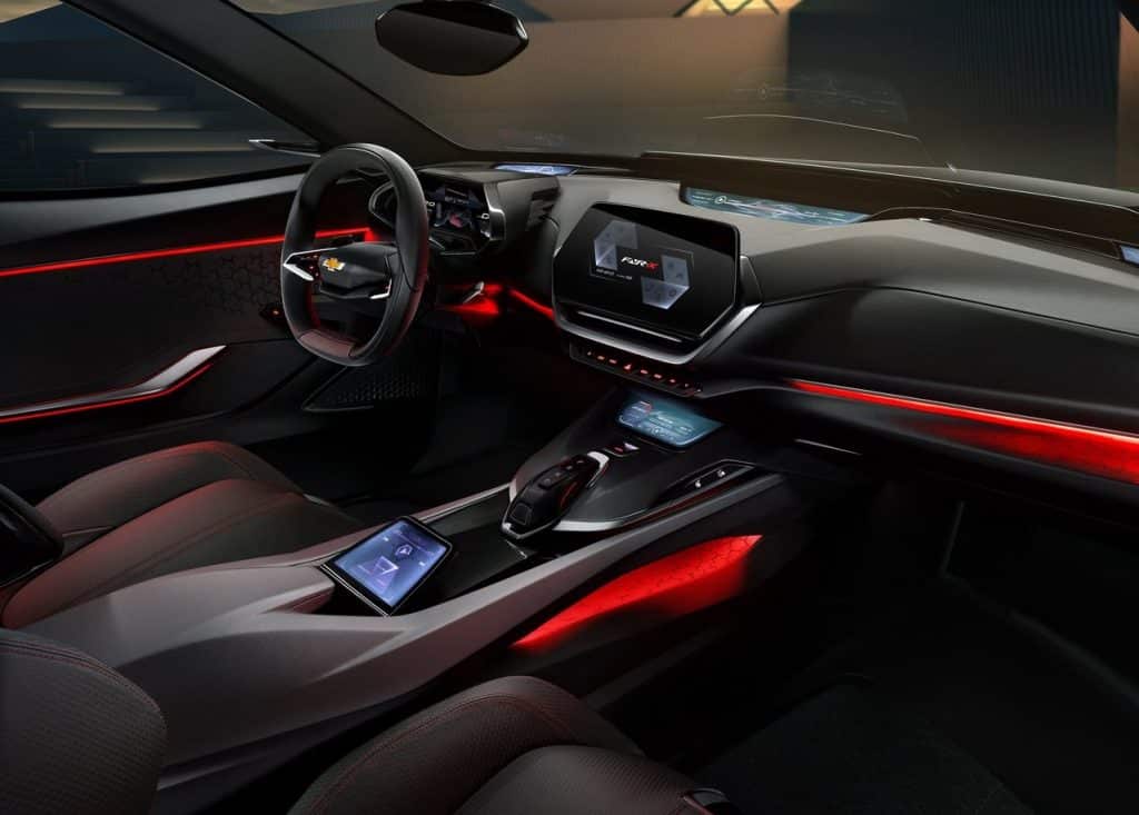 Chevrolet FNR-X konseptinin dijital ekranlı iç mekanı