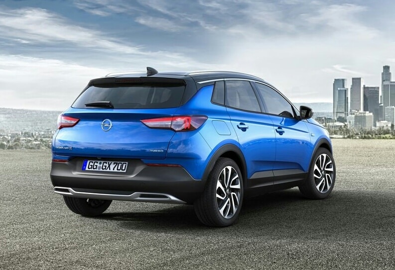 Grandland X gövde tasarımı arşiv görseli