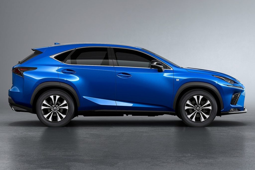 Lexus NX arşiv görünümü 3