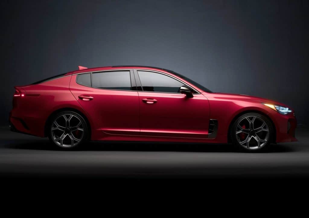 Stinger yan profil stüdyo görünümü