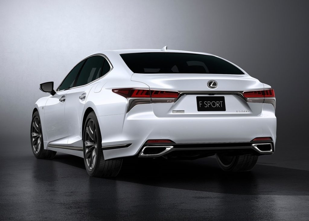 2018 Lexus LS 500 F SPORT arka üç çeyrek görünüm