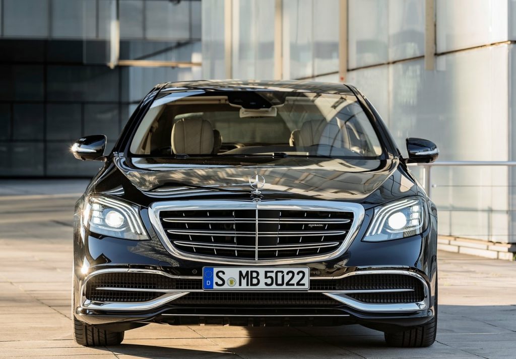 Mercedes-Maybach S560 önden görünüm