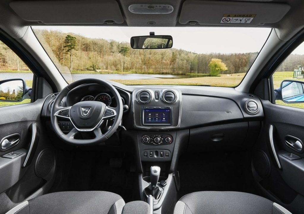 Dacia Logan MCV Stepway iç mekân detayları