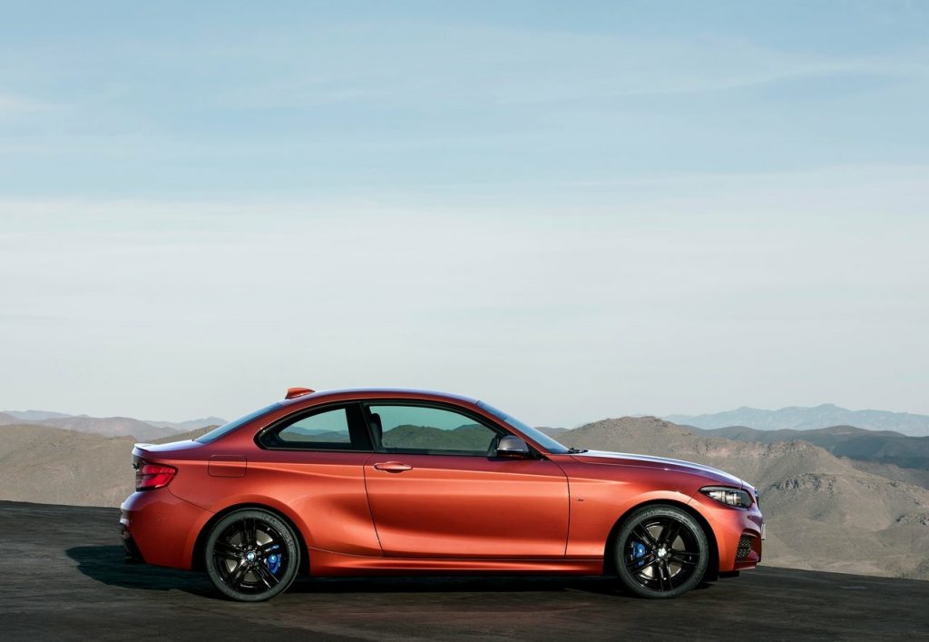 M240i coupe tam yan profil