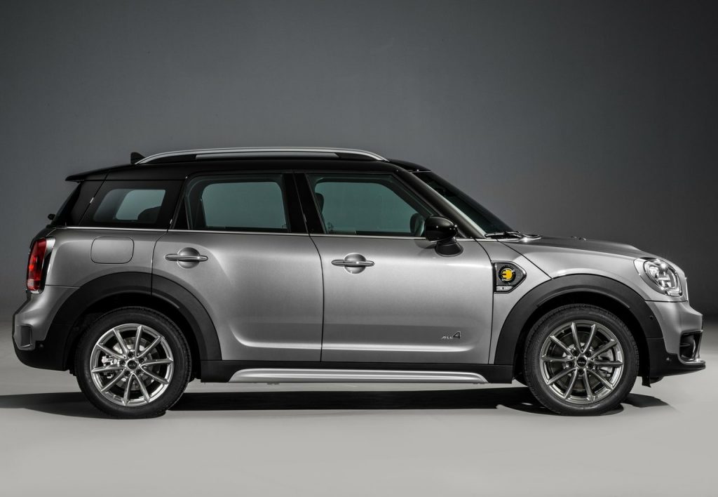 MINI Cooper S E Countryman ALL4 yan profil