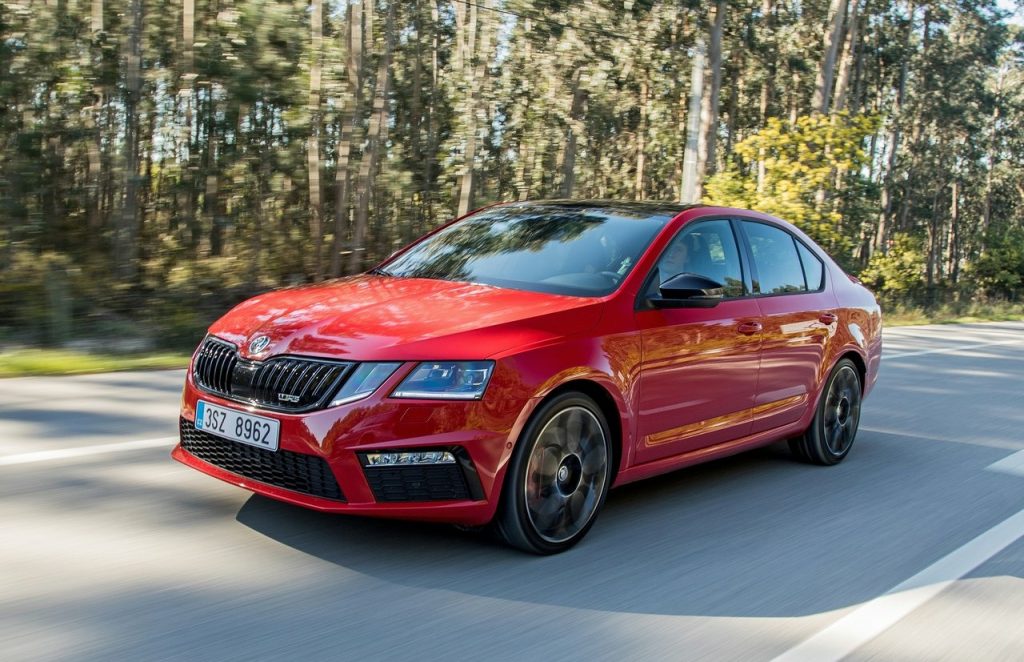 Octavia RS 245 ön bölüm ve gövde detayları