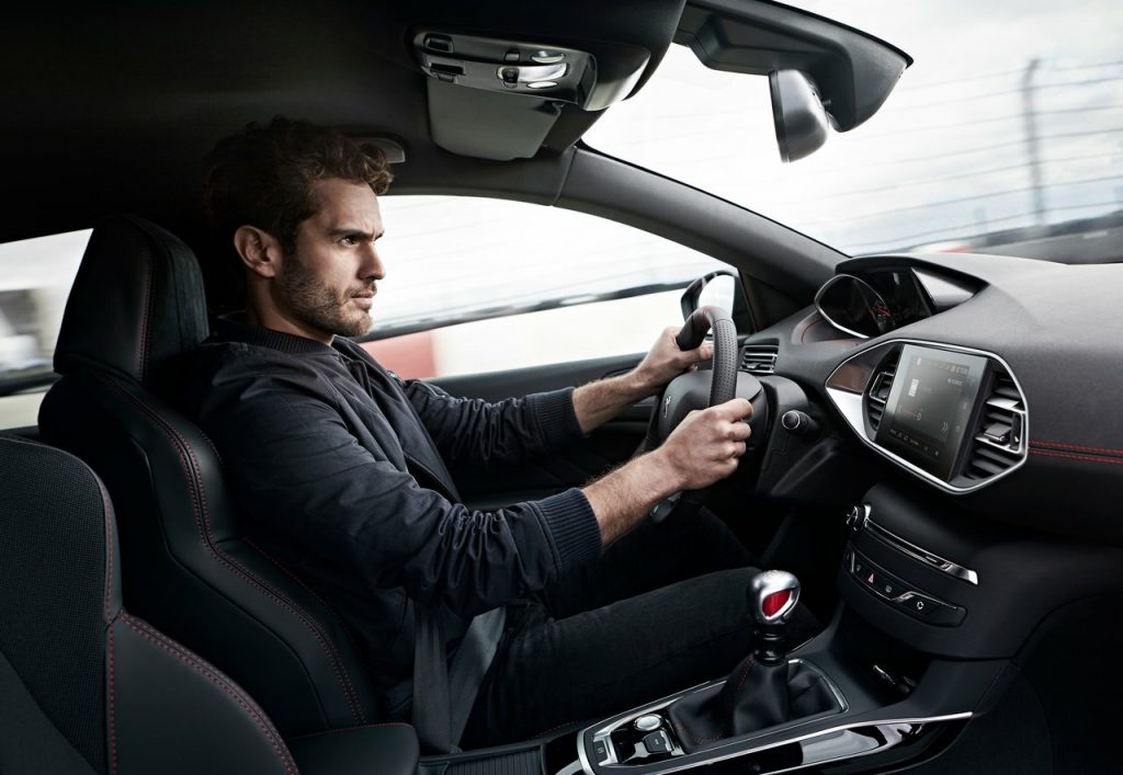 Peugeot 308 GTi makyajlı dönem arşiv fotoğrafı 8