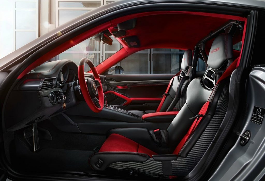 Porsche 911 GT2 RS dış tasarım ayrıntıları