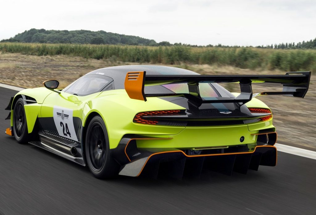 Vulcan AMR Pro arka kanat görünümü