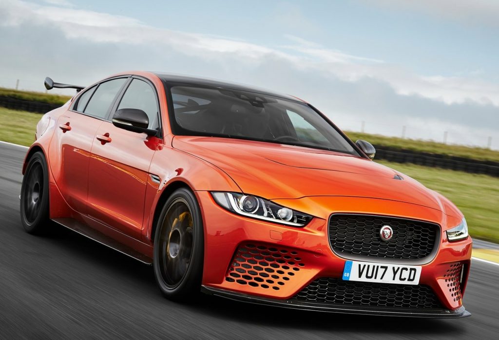 Jaguar Project 8 performans sedanı arşiv görünümü