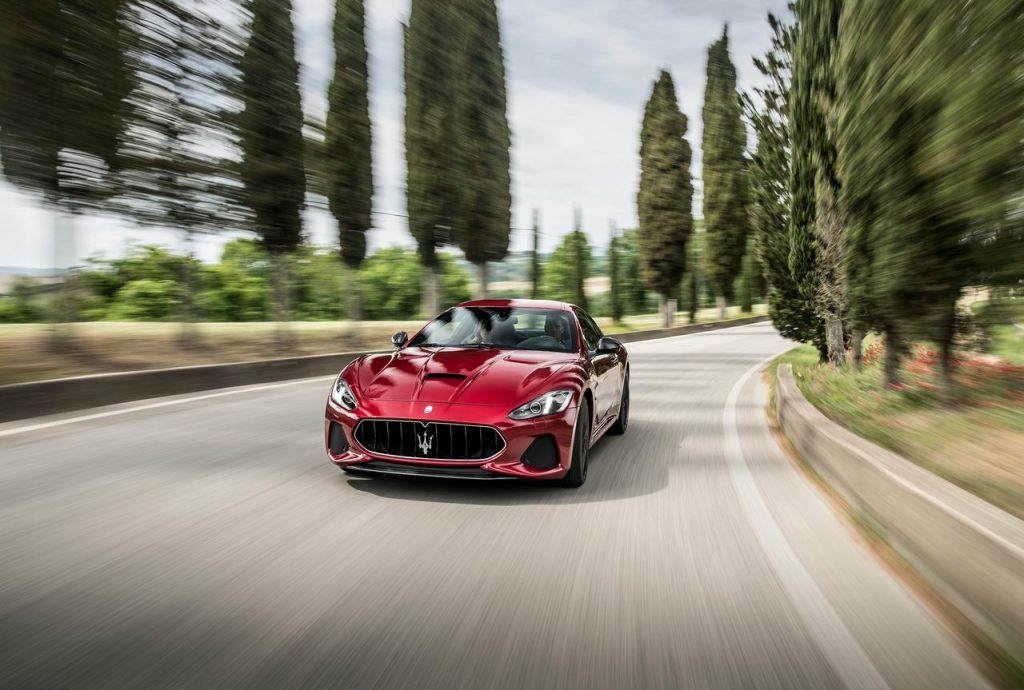 Maserati GranTurismo dört koltuklu coupe arşiv görseli