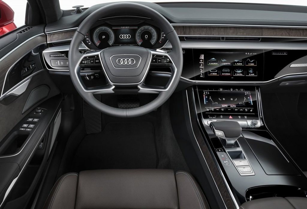 Audi A8 D5 iç mekan görünümü