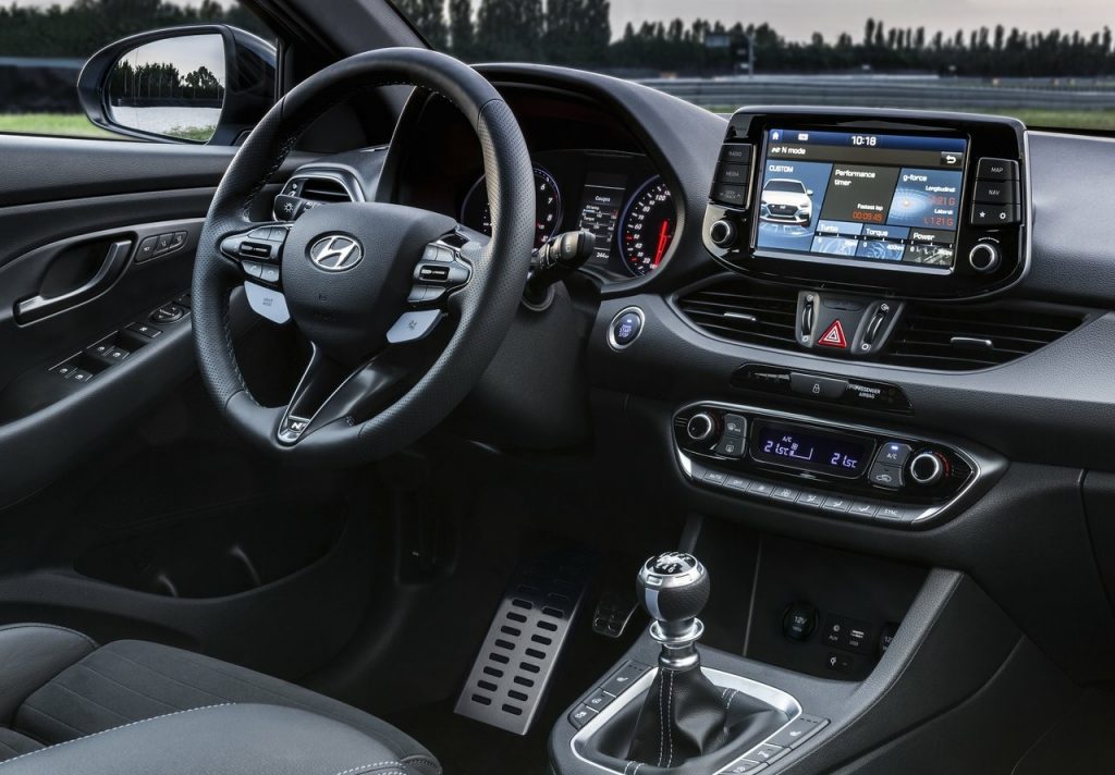 Hyundai i30 N orta konsol