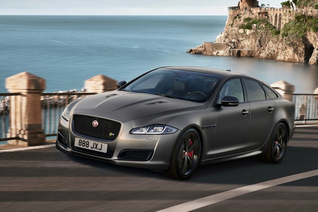 Jaguar XJR575 arşiv görseli 5