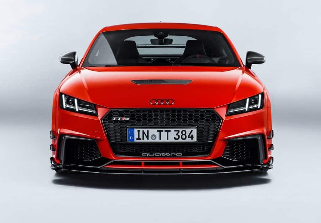 Audi TT RS Performance Parts ön bölüm detayları