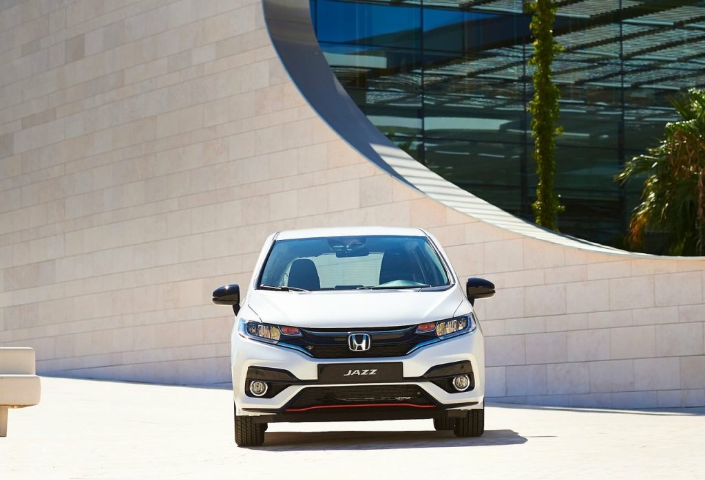 Honda Jazz yan profil ve alaşım jant görünümü