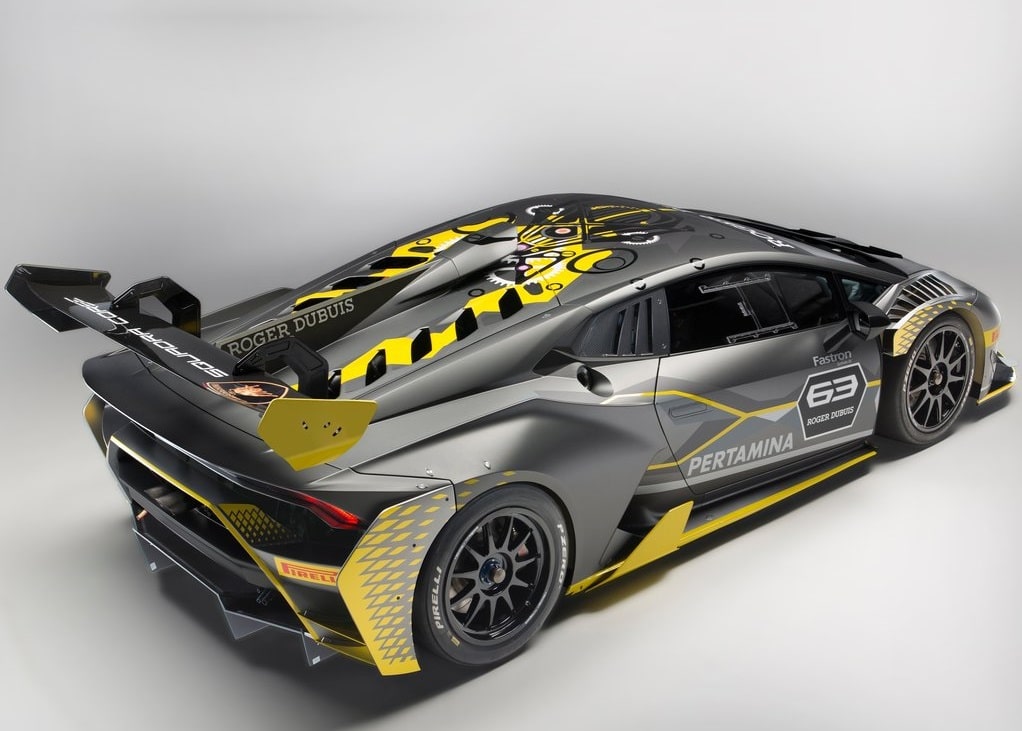 Huracan Super Trofeo EVO arka üç çeyrek görünüm ve büyük arka kanat