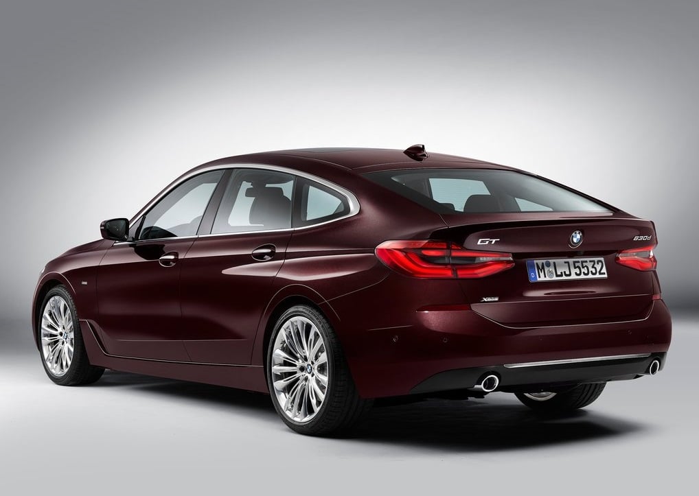 BMW 630d xDrive Gran Turismo bordo arka üç çeyrek görünüm