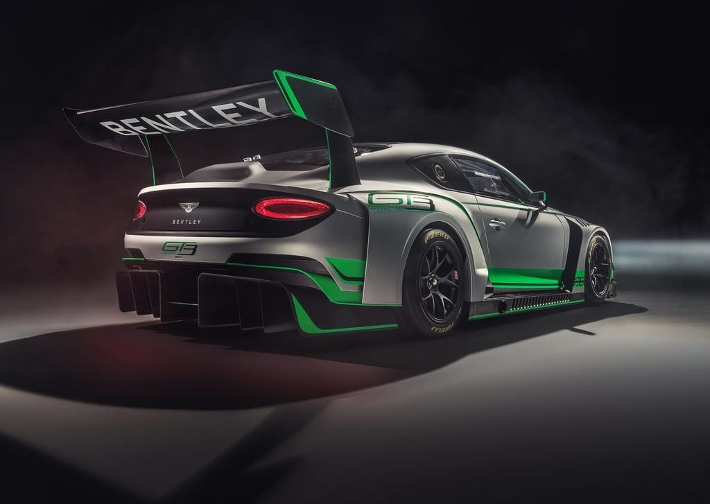 Continental GT3 yarış otomobili ön tasarım ve aerodinamik detaylar