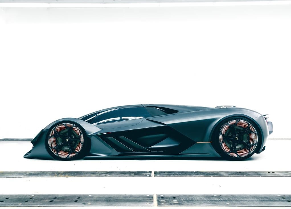 Terzo Millennio yandan profil ve turuncu jant detayları