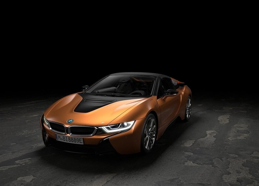 BMW i8 Roadster açık gövde tasarımı