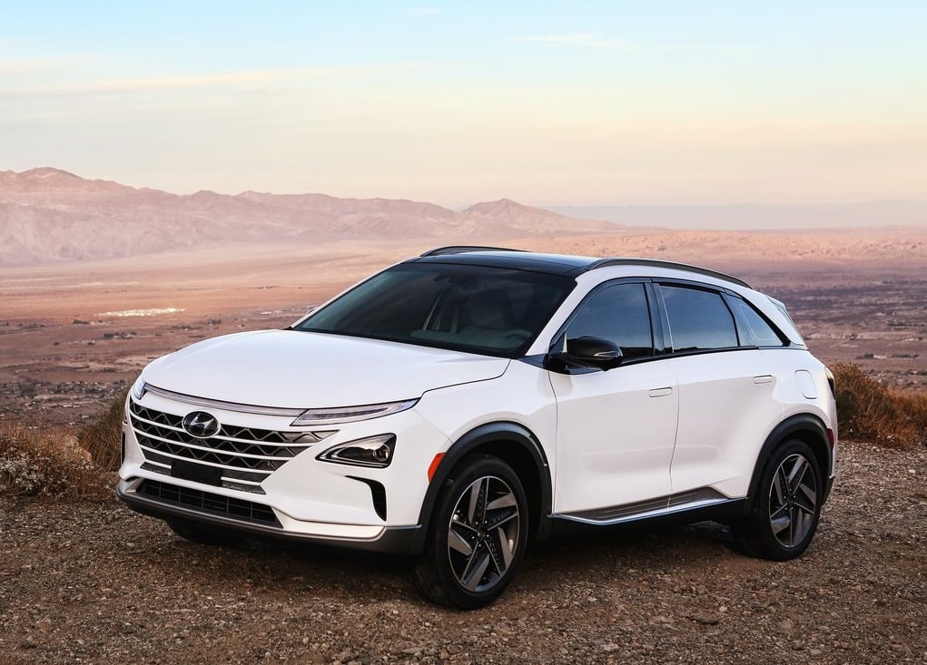 Hyundai Nexo beyaz gövde ön tasarım ve yan profil