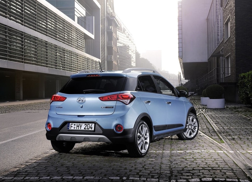 Hyundai i20 Active yan profil ve tavan rayları