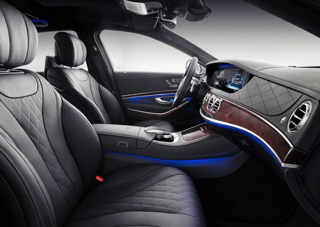 Mercedes-Maybach S-Class ön koltuklar ve orta konsol