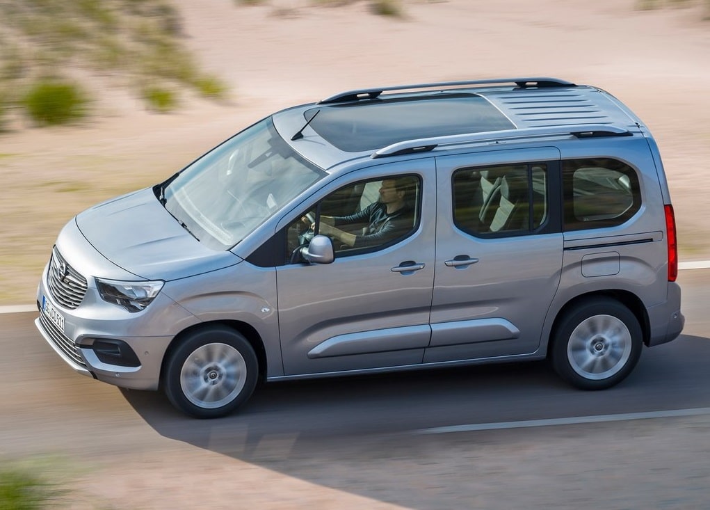2020 Opel Combo Life yan görünüm arşiv görseli